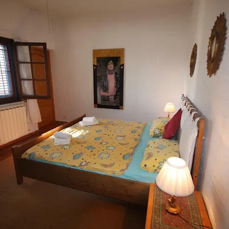 Alinda Villa